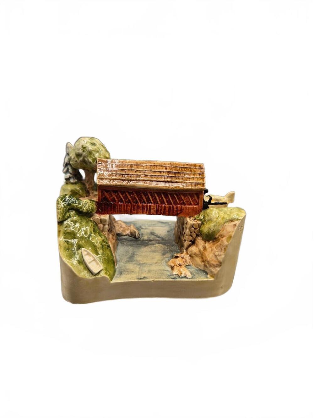 Sebastian Miniatures The Old Covered Bridge with box